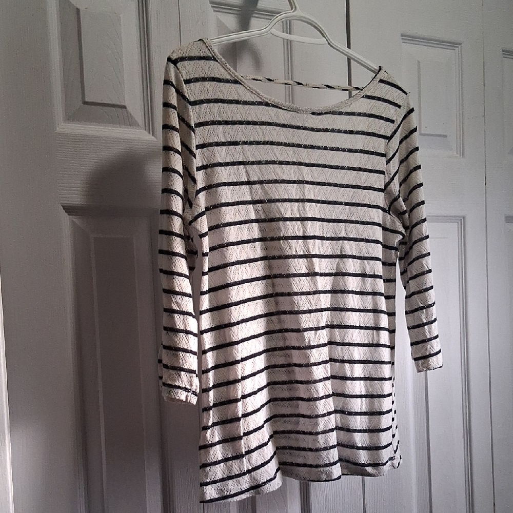 Sweet Claire Boxy 3/4 Sleeve White and Blue Tunic